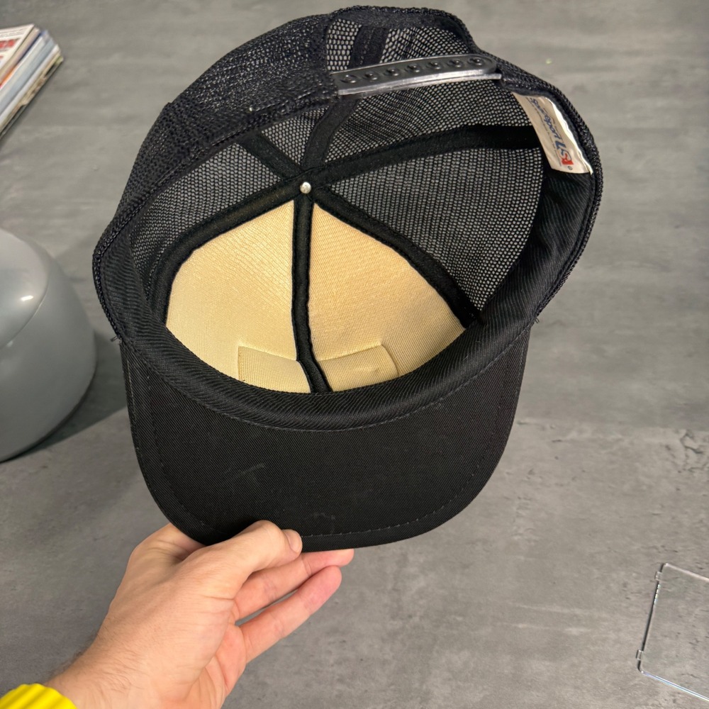 Vintage NASA Snapback Trucker Hat Black Yellow Scrambled Eggs Spaceport USA Cap - Picture 6 of 7